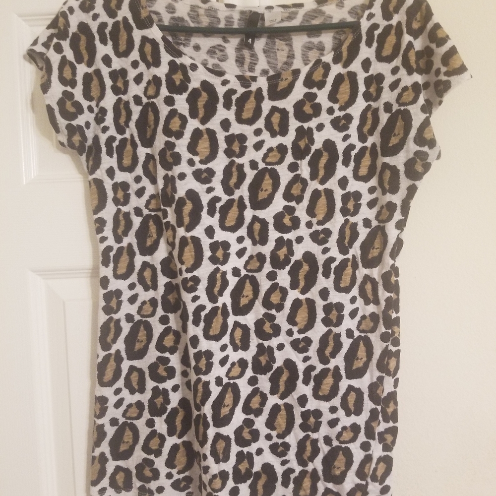 Leopard print HM top in size 4